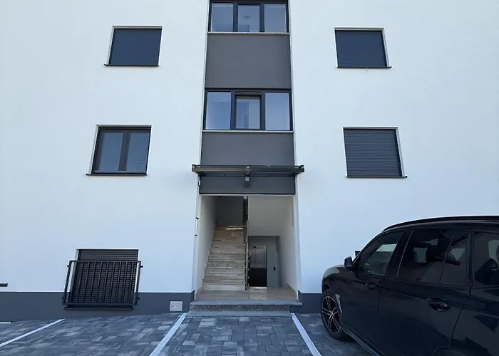 Apartment Luxury - Lana *