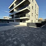 Διαμέρισμα Luxury - Lana Τρογκίρ