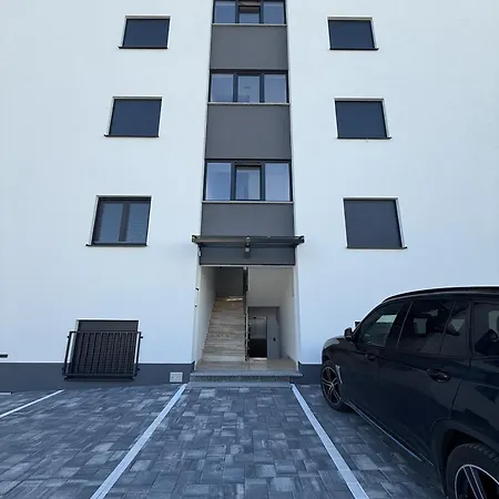 Apartment Luxury - Lana *